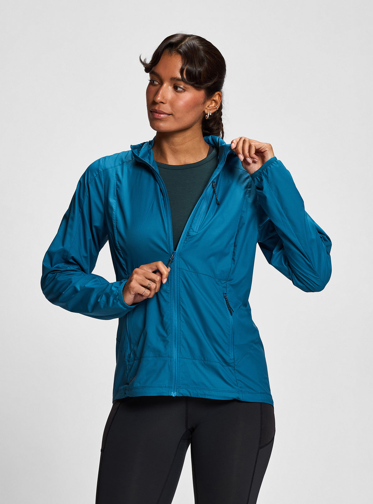 Janji W's Zephyrunner Wind Shell - Tidal